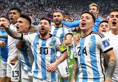 Argentina vence a Holanda nos pênaltis e pega a Croácia na semifinal da Copa