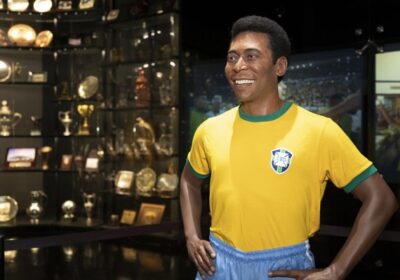 VEJA: Morte de Pelé vira manchete dos principais jornais pelo mundo