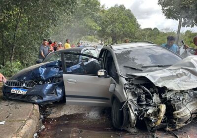 VÍDEO: BMW e mais seis veículos se envolvem em acidente na Avenida do Turismo