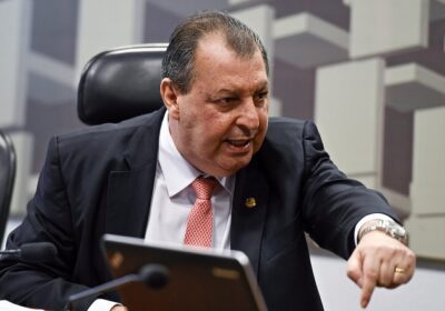 Liderada pelo Senador Omar, Comissão pede documentos da Petrobras sobre venda de refinaria abaixo do valor de mercado no governo Bolsonaro