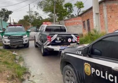 VÍDEOS: Homem é executado e outro é baleado em comunidade de Manaus