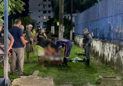 Jovem de 19 anos é internado após levar tiros no CSU do Parque Dez