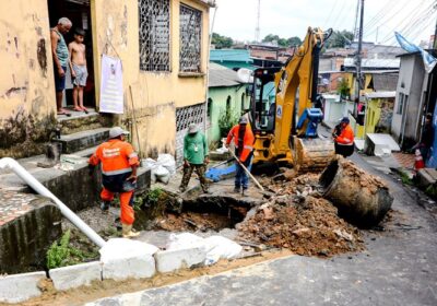 Prefeitura de Manaus recupera rede de drenagem sem manutenção há 25 anos na Compensa