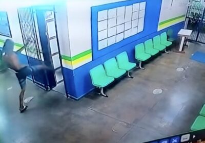 Na calada da noite, ladrões arrombam escola para furtar objetos; veja vídeo