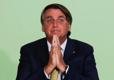 Polícia Federal faz busca e apreensão na casa de Bolsonaro; entenda o caso