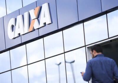 Lula pede que Caixa suspenda tarifa de Pix para empresas privadas