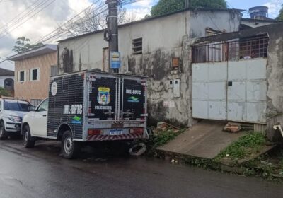 Mulher é encontrada morta com rosto desfigurado e afundamento de crânio em Manaus