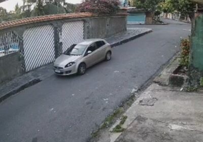 VÍDEOS: câmeras flagram momento em que criminosos invadem casa em Manaus