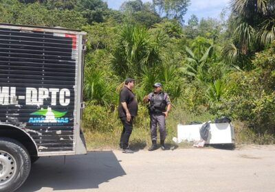 Corpo de homem é encontrado enrolado em sacos plásticos dentro de geladeira em Manaus