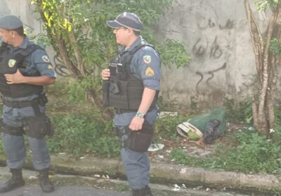 Corpo esquartejado é encontrado espalhado em calçada de Manaus