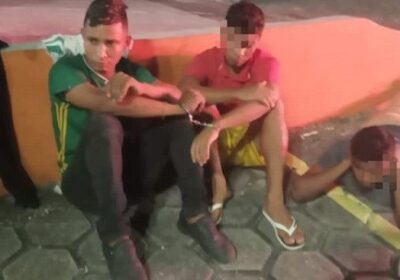 Dois homens são presos e um adolescente apreendido durante tentativa de assalto a ônibus em Manaus