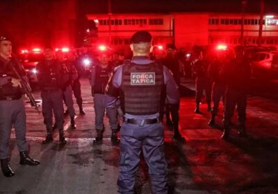 Polícia invade área de tráfico e é recebida a tiros no bairro Educandos em Manaus