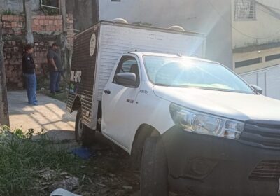 Idoso é achado morto em cadeira de balanço com sinais de tortura em Manaus