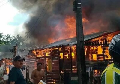 Incêndio devastador deixa famílias desabrigadas no interior do Amazonas