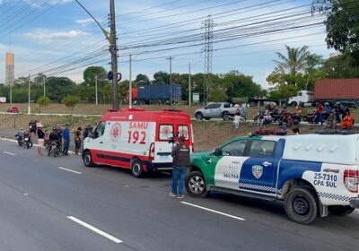 Mototaxista tem mal súbito, perde controle e morre ao atingir poste no Distrito Industrial I