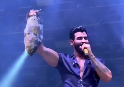 VÍDEO: Gusttavo Lima ganha Tucunaré durante show