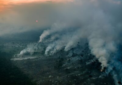 VÍDEOS: Fumaça em Manaus tem origem em municípios do interior do estado