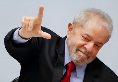 Lula completa 78 anos e políticos comemoram: ‘Maior presidente do Brasil’