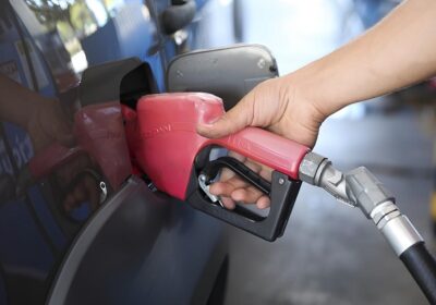 Petrobras reduz preço da gasolina e aumenta o do diesel