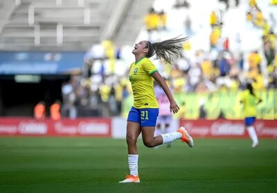 Amistoso: seleção feminina vira 2 vezes contra Japão e vence por 4 a 3