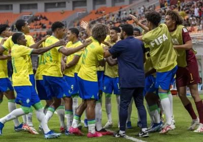 Brasil vence Inglaterra e vai enfrentar o Equador nas oitavas de final da Copa do Mundo Sub-17