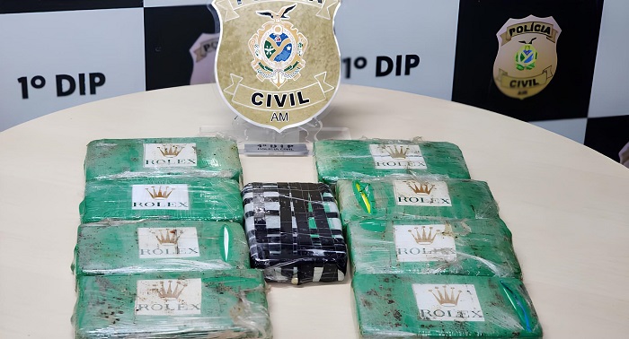 Dupla é presa com cocaína avaliada em R mil em condomínio de luxo em Manaus Portal i News