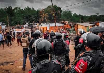 Forças de Segurança realizam operação de reintegração de posse, no Tarumã