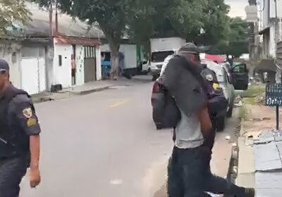 Homem quebra medida protetiva contra a irmã e dá facada na mão dela em Manaus