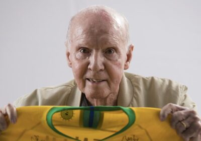 Ídolo e lenda do futebol brasileiro, Zagalo morre aos 92 anos