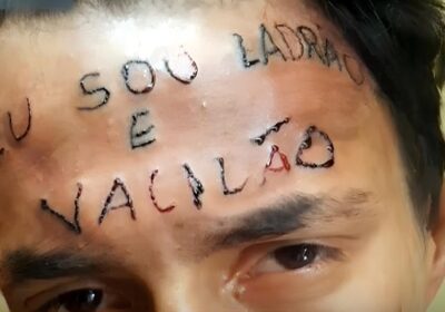 ‘Ladrão e vacilão’: jovem que teve testa tatuada perde direito ao semiaberto