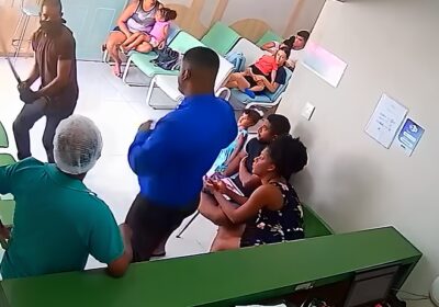 VÍDEO: Homem com espada ataca segurança em ala pediátrica de hospital