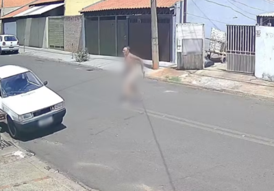 CENAS FORTES! Idoso completamente pelado mata enteado a facadas no meio da rua