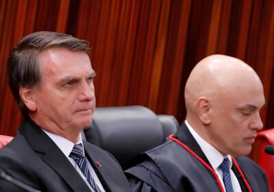 Moraes nega pedido de devolução de passaporte para Bolsonaro