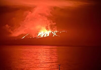 VÍDEO: imagens impressionantes mostram erupção em vulcão