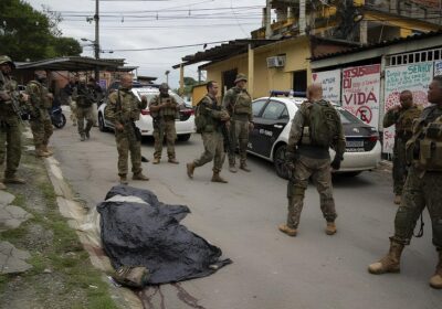 CENÁRIO DE GUERRA! Operação mira traficantes e tem intenso tiroteio; VEJA