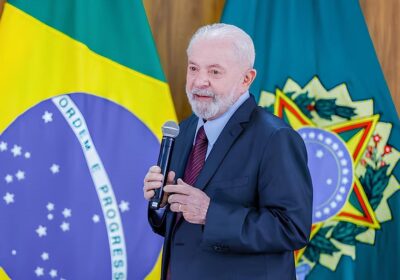 Lula afirma que ‘nunca teve crise’ na Petrobras e cita ‘divergências’