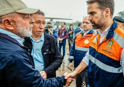 “Não faltarão recursos para o RS”, diz Lula sobre temporais no estado