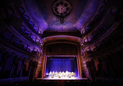 Teatro Amazonas recebe Concerto de violões e clássicos da Disney