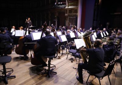 Teatro Amazonas recebe show, concerto e espetáculo de balé na programação