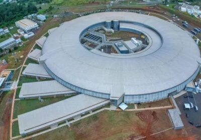 Governo lança iniciativa de R$ 1 bilhão para laboratório científico