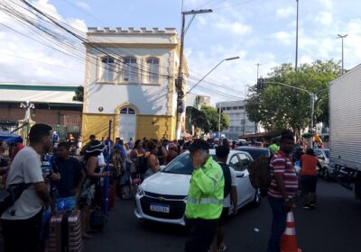 VÍDEO: Viajantes retornam de Parintins e trânsito no Porto de Manaus fica intenso