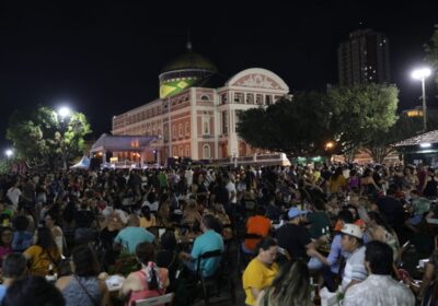 Tacacá na Bossa leva o rock do Pink Floyd ao Largo São Sebastião