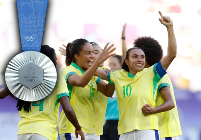 Brasil perde para os EUA e conquista medalha de prata no futebol feminino