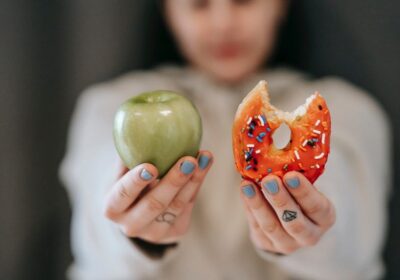 Conheça a diferença entre fome emocional e fome física