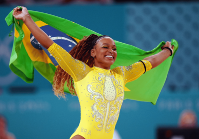 Rebeca Andrade conquista medalha de prata no individual geral da ginástica