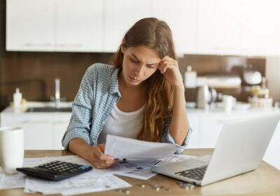 Valor médio da dívida dos moradores do AM apresenta queda; saiba como negociar