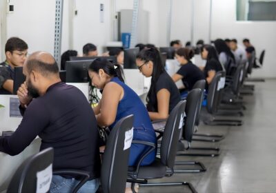 EMPREGO: Sines ofertam mais de 400 vagas nesta quinta-feira em Manaus