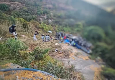 Grave acidente com ônibus deixa 19 mortos no México