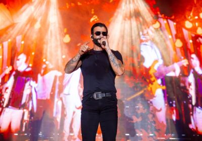 Gusttavo Lima fala sobre bloqueio de contas pela Justiça: “Devendo e luxando”