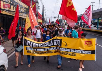 Escala 6×1: manifestação reforça luta pela redução da jornada de trabalho em Manaus